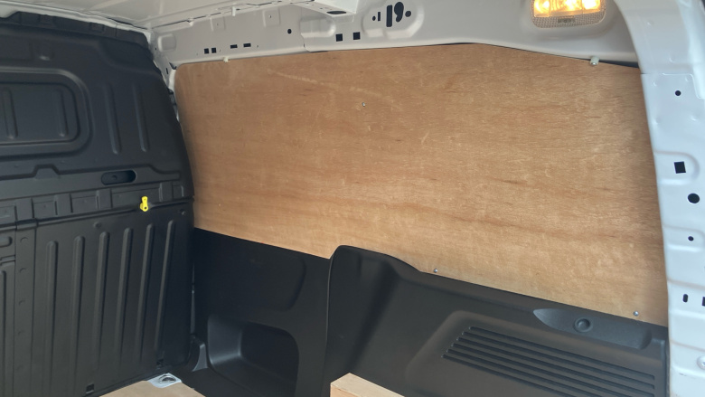 Peugeot Partner Standard Diesel 1.5 BlueHDi 100 Asphalt Van